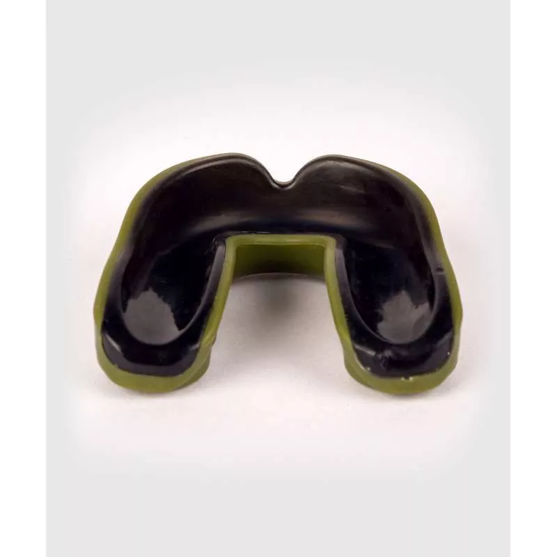 Protège-dents Boxe Venum Challenger Khaki/noir 3 Protège-dents Boxe Venum Challenger Khaki/noir – Image 3