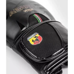 Gants De Boxe Venum Abarth (noir/or) -Magasin D’Équipement D’Arts Martiaux 12626 large default