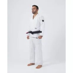 Kimono JJB Kingz Kore V2 + Ceinture Blanc (blanc) -Magasin D’Équipement D’Arts Martiaux 13630 large default