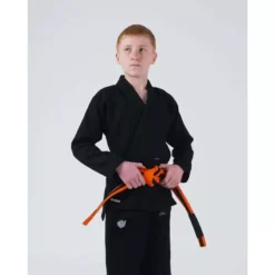 Kimono JJB Enfant Kingz Kore V2 (noir) 15 Kimono JJB Enfant Kingz Kore V2 (noir) -Magasin D’Équipement D’Arts Martiaux 14116 large default