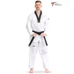 Dobok Competición Ultra WT Taekwonodo Daedo TA 20053 -Magasin D’Équipement D’Arts Martiaux 14408 large default