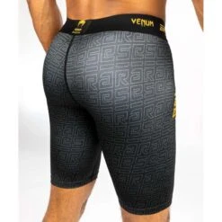 Venum Short De Compression Ares 2.0 Noir Or 9 Venum Short De Compression Ares 2.0 Noir Or -Magasin D’Équipement D’Arts Martiaux venum short de compression ares 20 noir or 3