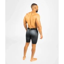 Venum Short De Compression Ares 2.0 Noir Or 10 Venum Short De Compression Ares 2.0 Noir Or -Magasin D’Équipement D’Arts Martiaux venum short de compression ares 20 noir or 4